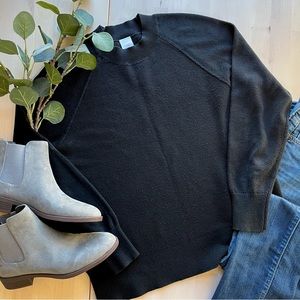 Lolë Women’s Crewneck Sweater in Black, Size Medium